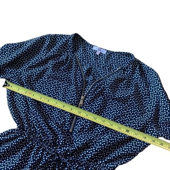 Navy Stella Tweed Blouse Size Medium - Picture 7 of 9